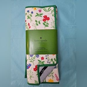 Kate Spade New York - Pair of Reversible Floral and Solid Drying Mats